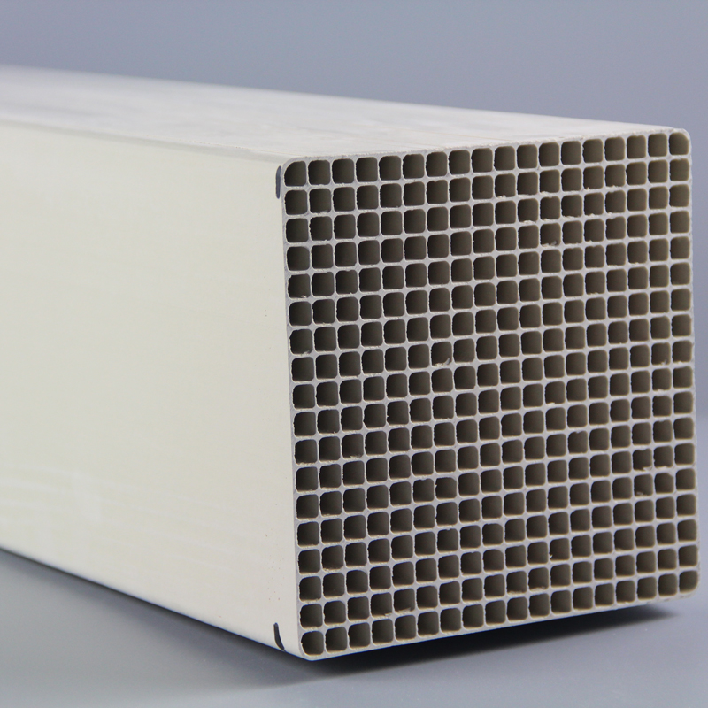 脫硝催化劑在多少溫度下運(yùn)行？scr脫硝催化劑的主要成分有哪些？