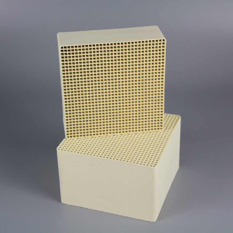 SCR脫硝催化劑長時間使用后會降低其活性嗎？